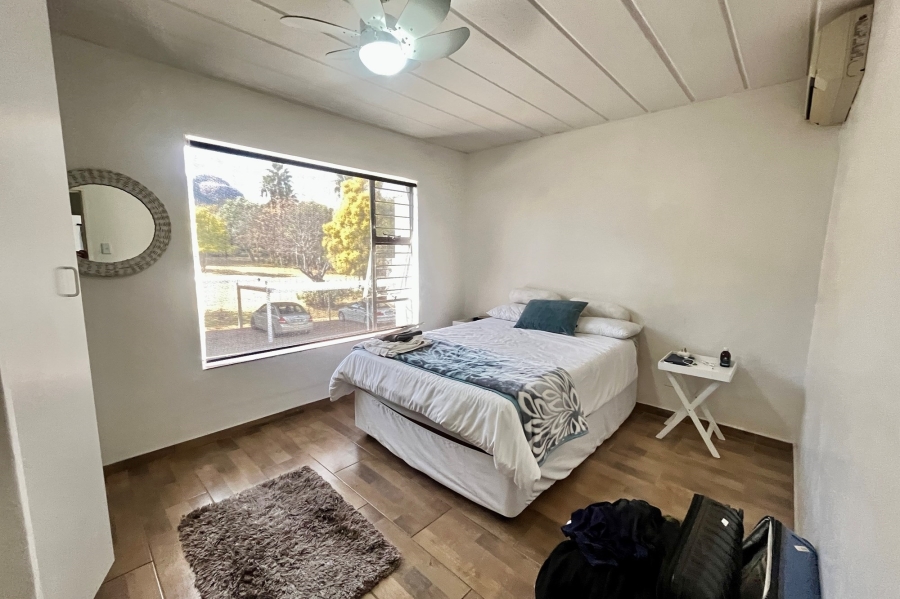 To Let 3 Bedroom Property for Rent in Caribbean Beach Club North West